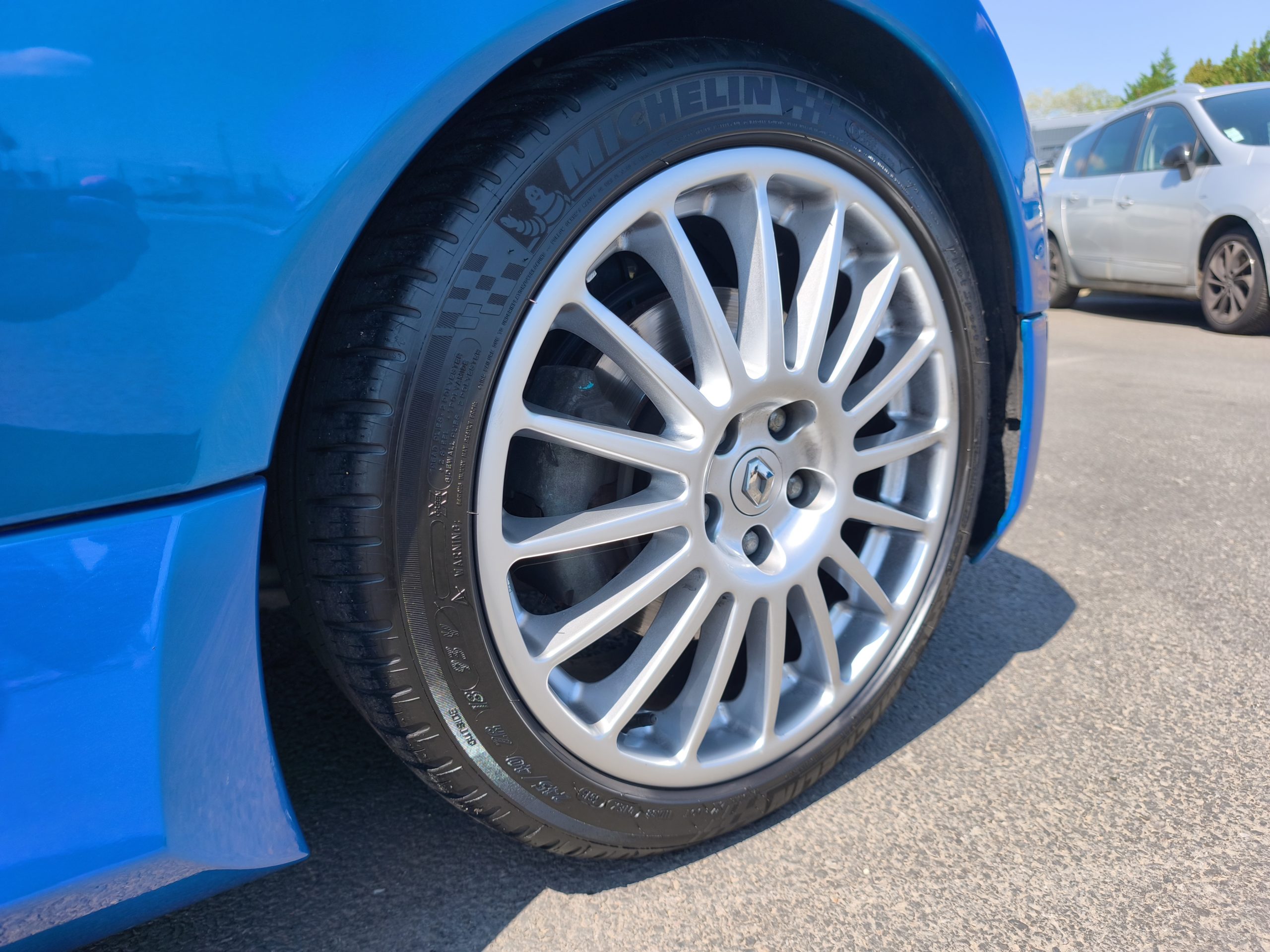 RENAULT CLIO V6 PHASE II 255CH 3P