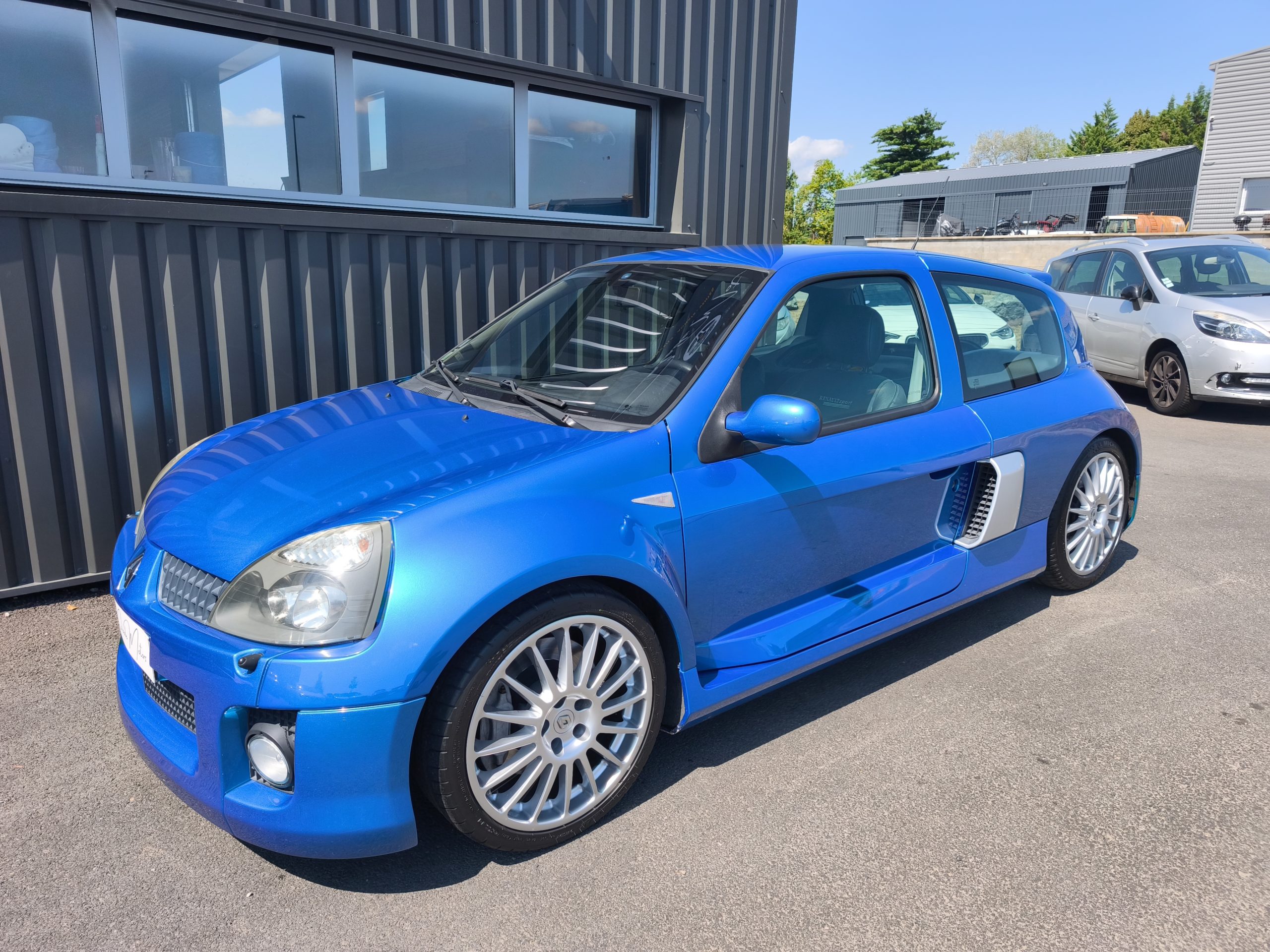RENAULT CLIO V6 PHASE II 255CH 3P