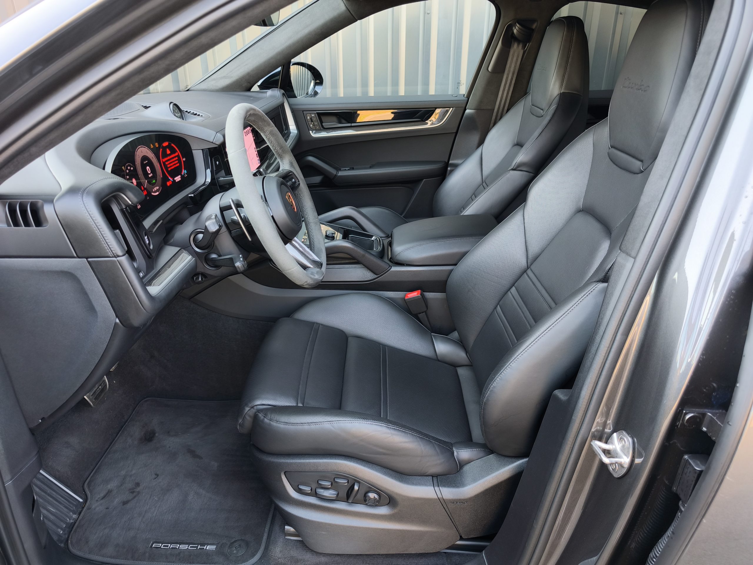PORSCHE CAYENNE III (2) COUPE 4.0 V8 E-HYBRID 739 TURBO TIPTRONIC
