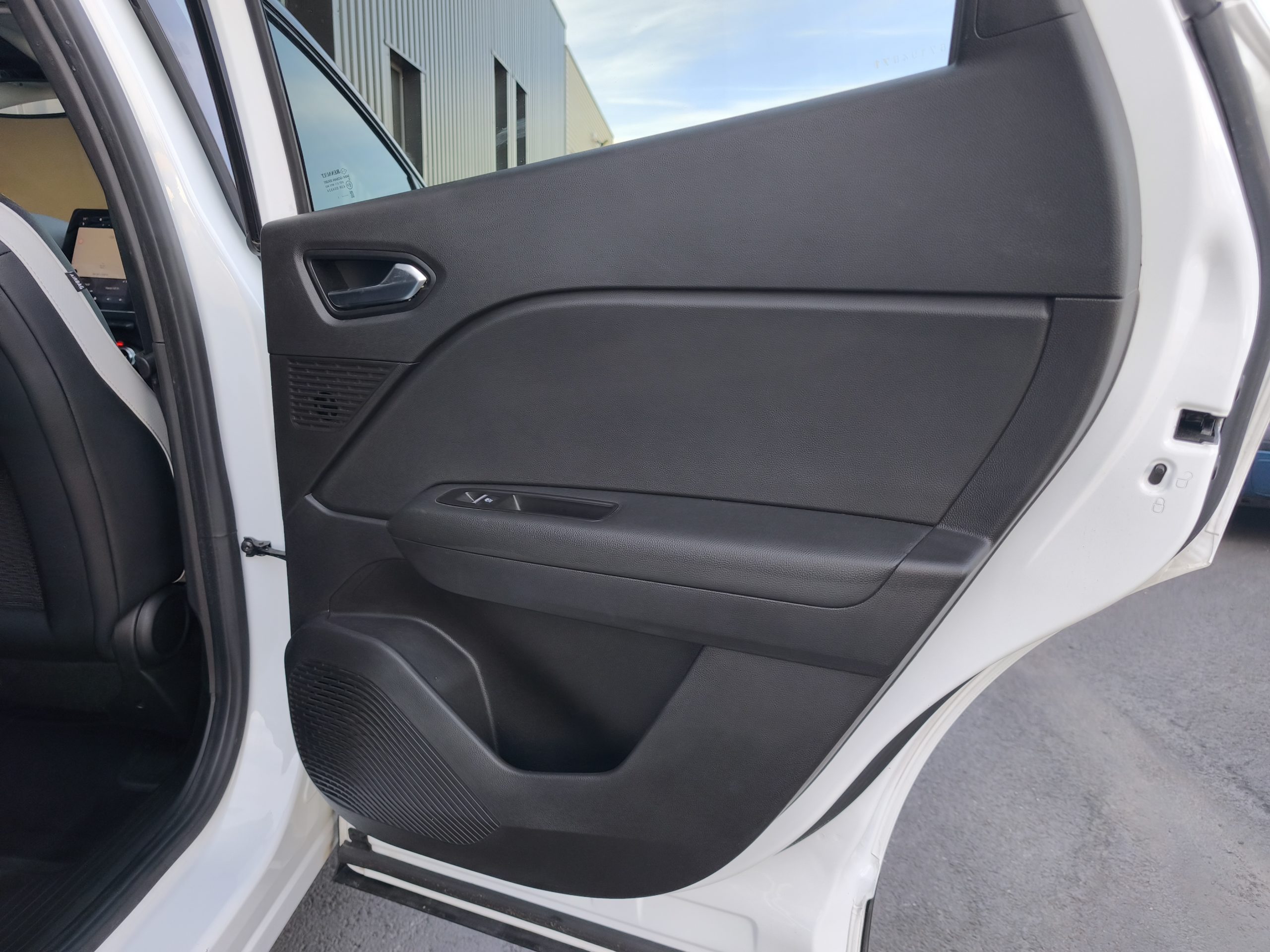 RENAULT CAPTUR II 1.3 TCE 140 INTENS EDC