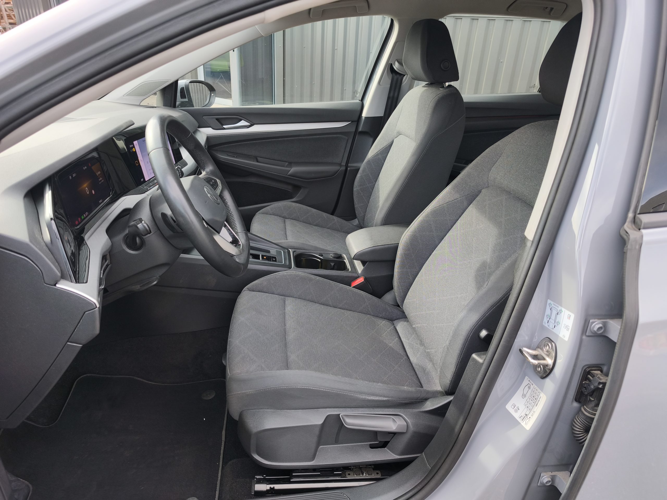 VOLSKWAGEN GOLF VIII 2.0 TDI 110CH LIFE BUSINESS DSG7